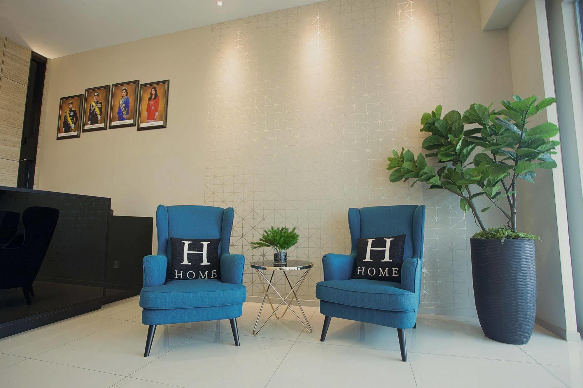 The Square Hotel Skudai Buitenkant foto